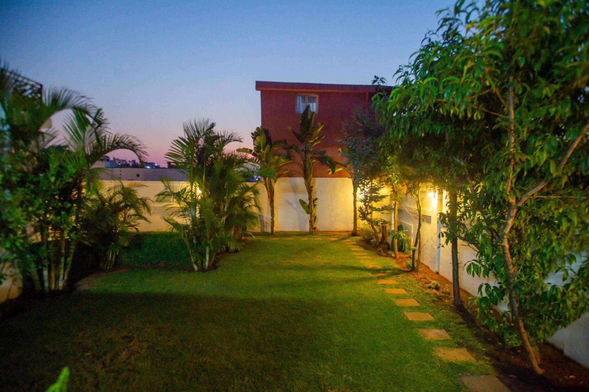 Joyau secret # Jardin # Piscine # Bien-être # prox centre ville Tananarive Extérieur photo
